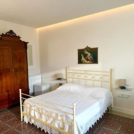 Апартаменты Vittorio Emanuele Street House Чефалу