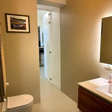 Vittorio Emanuele Street House * Чефалу