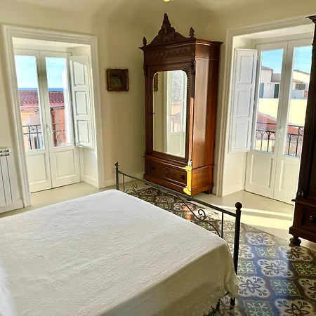 Vittorio Emanuele Street House Lägenhet Cefalù
