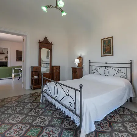 Vittorio Emanuele Street House Appartement Cefalù