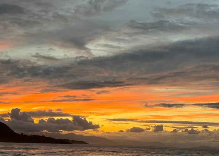 Vittorio Emanuele Street House צ'פאלו