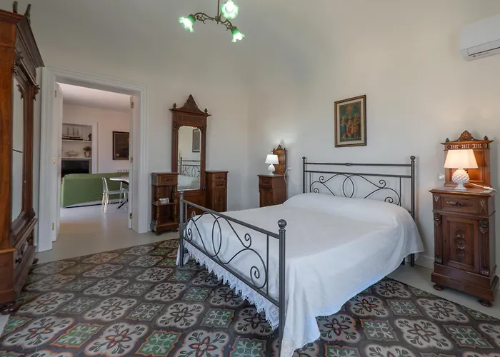 Vittorio Emanuele Street House Appartement Cefalù